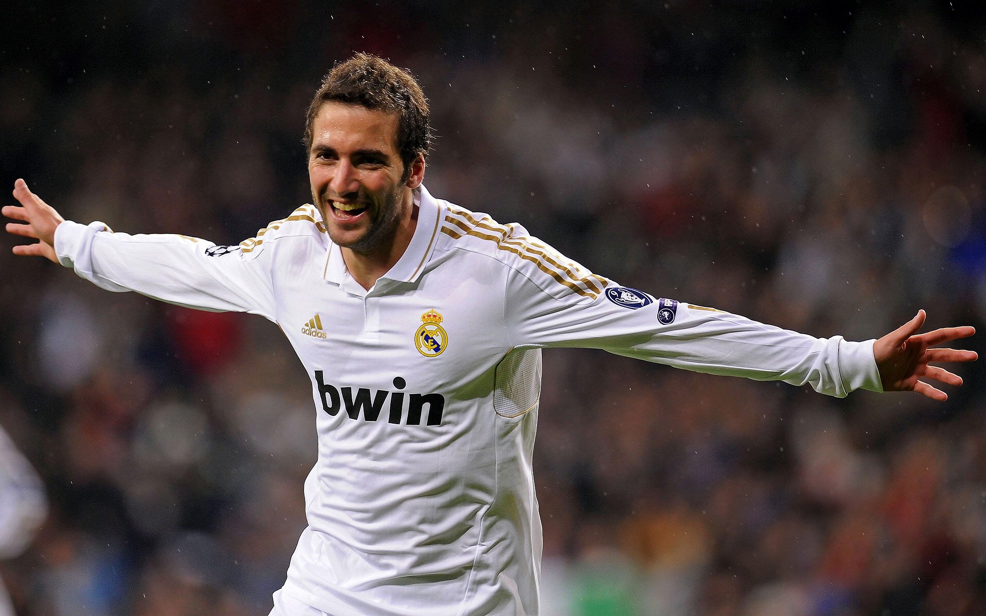 西甲俱乐部采用国内非传统渠道提升潮流形象，西甲所有俱乐部