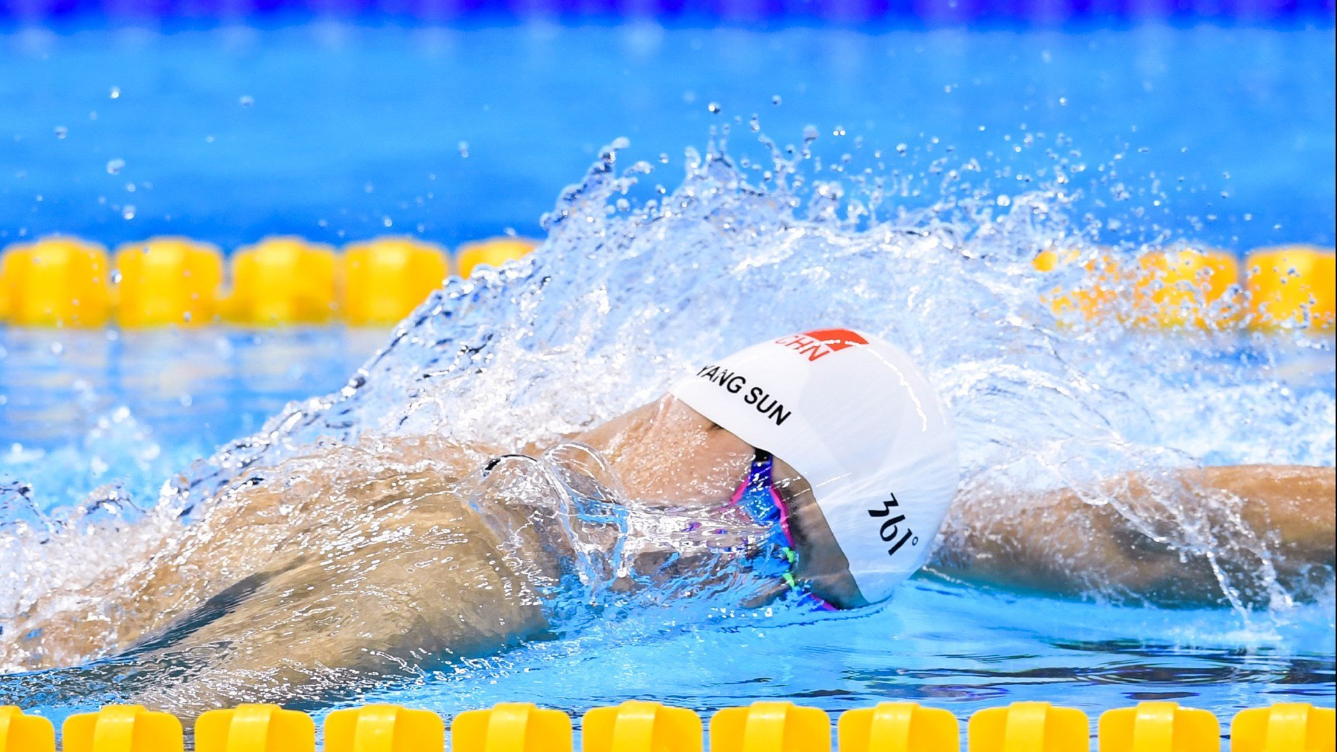 国足后防失误成因结构分解图谱，国足后场神奇操作