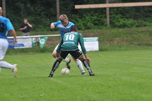 米兰体育官方网站-德甲球队应用AI模拟平台辅助战术布置及临场调整，德甲模式